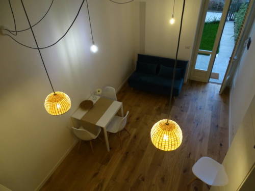 dormoatorino-appartamento-giardinetto2-luci-dal-soppalco