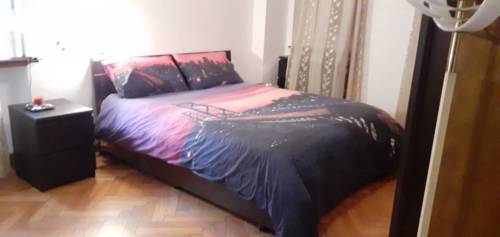 dormoatorino-casa-ely-letto-con-piumino